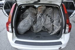 VOLVO V50 15