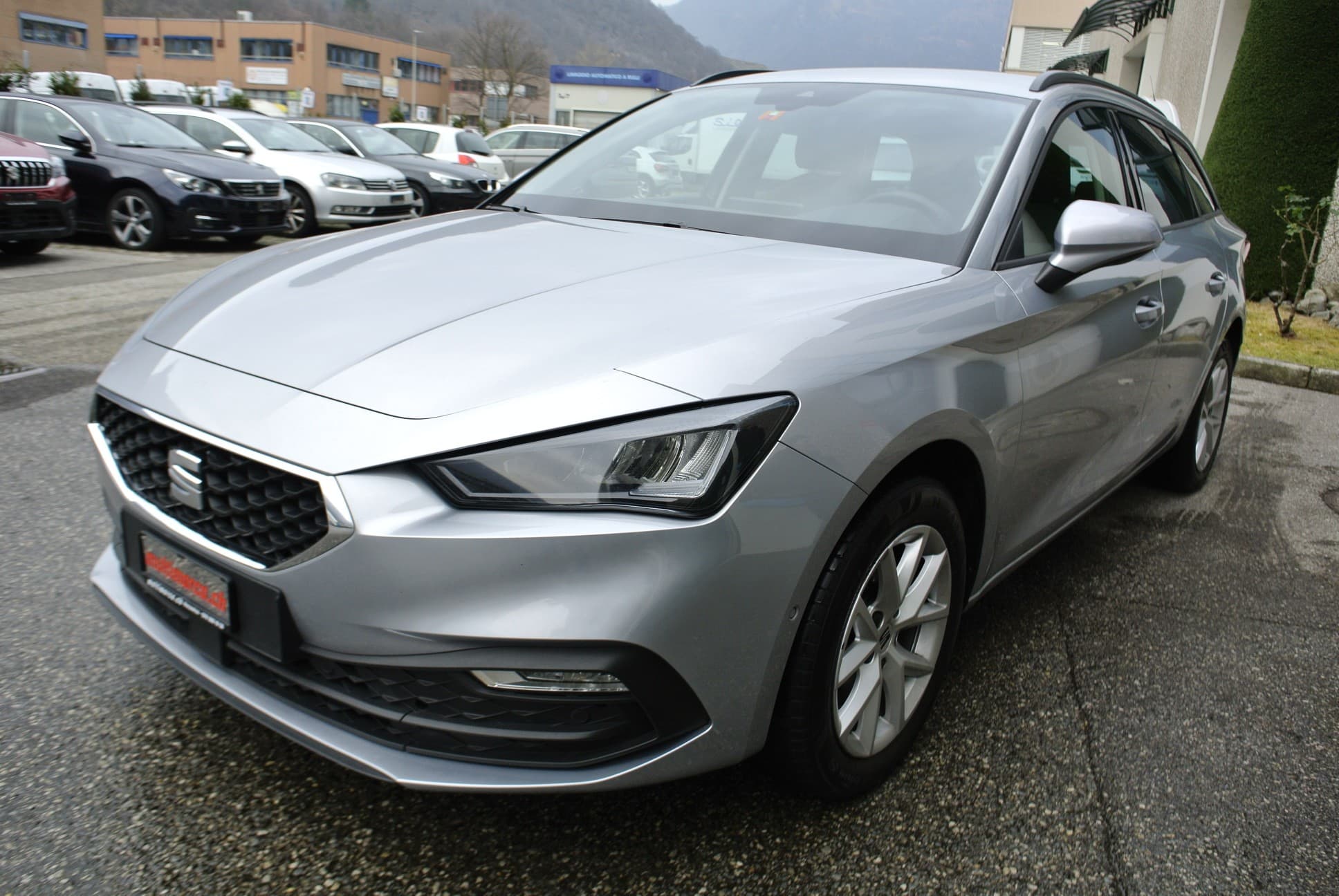 SEAT LEON
