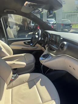 MERCEDES-BENZ V 300  22